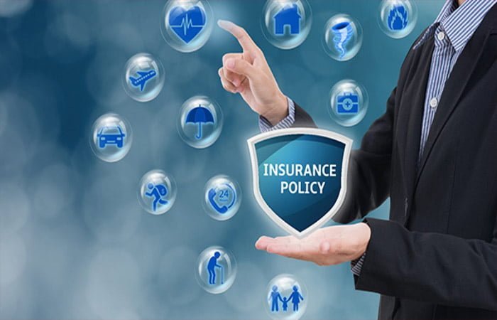 Why you should look for a good advisor before buy a Insurance Plan